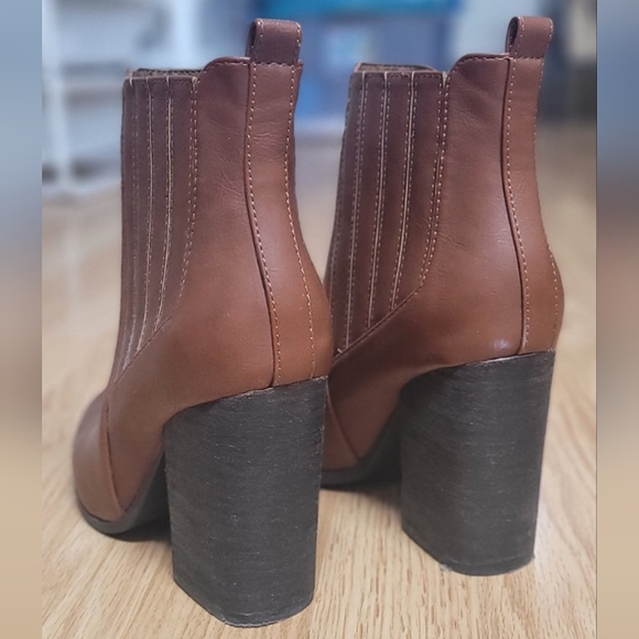 Call It Spring Booties sz.7 - Picture 2 of 6